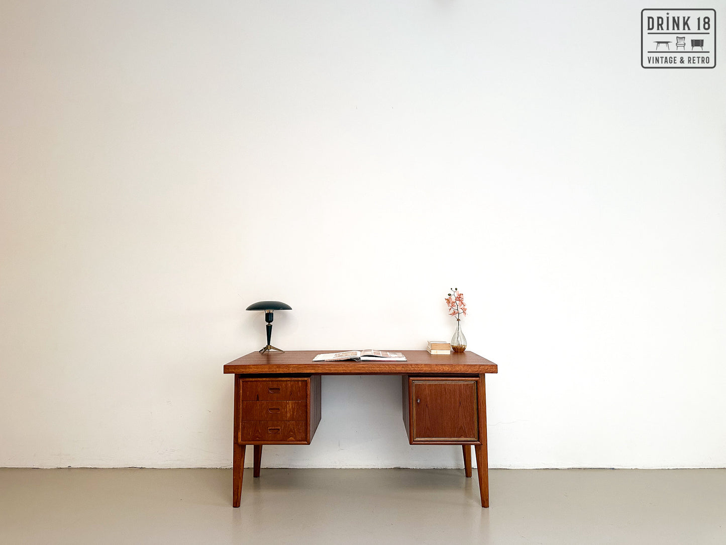 Vintage - Design Bureau