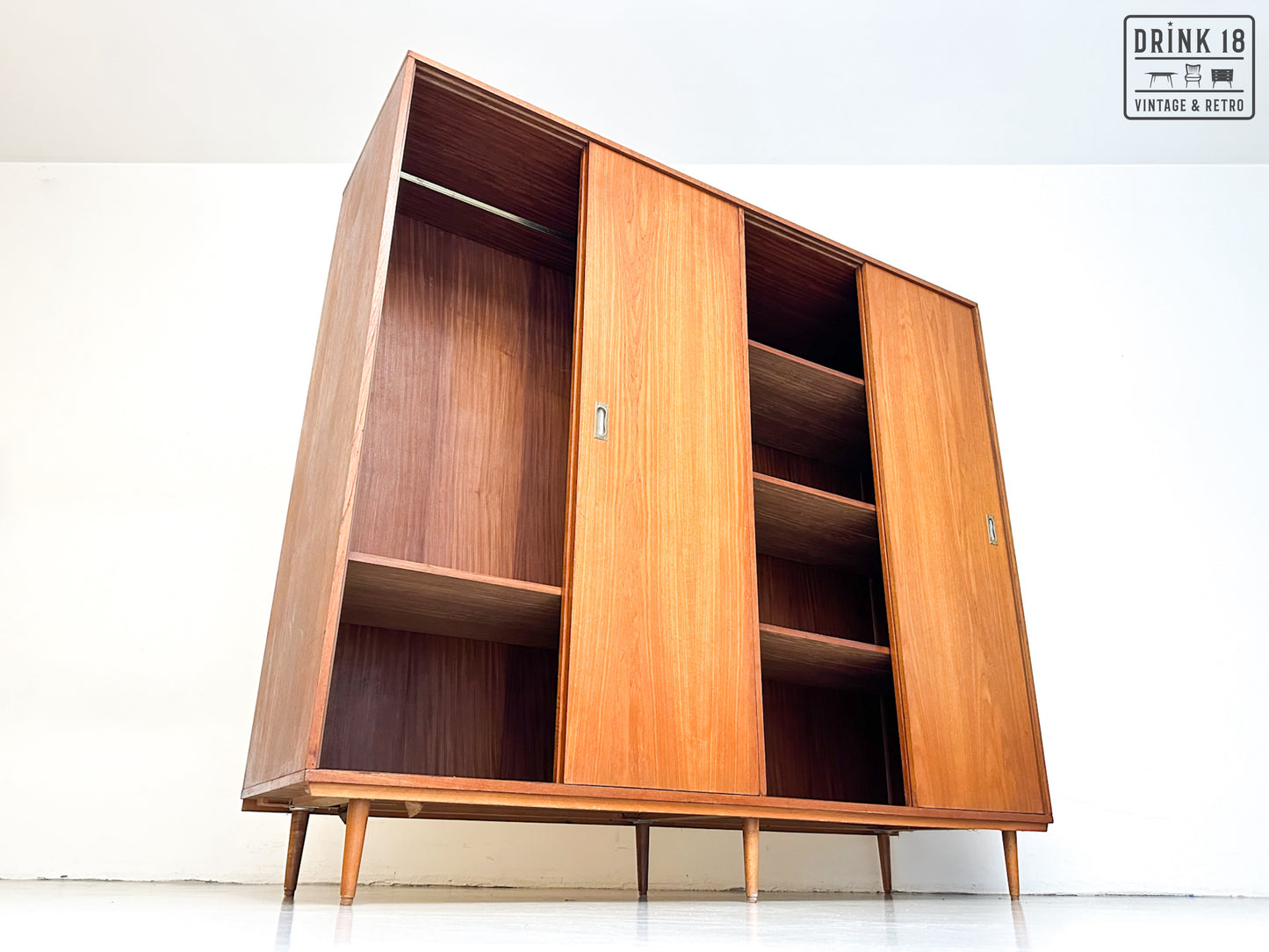 Vintage - Kleerkast met schuifdeuren XL