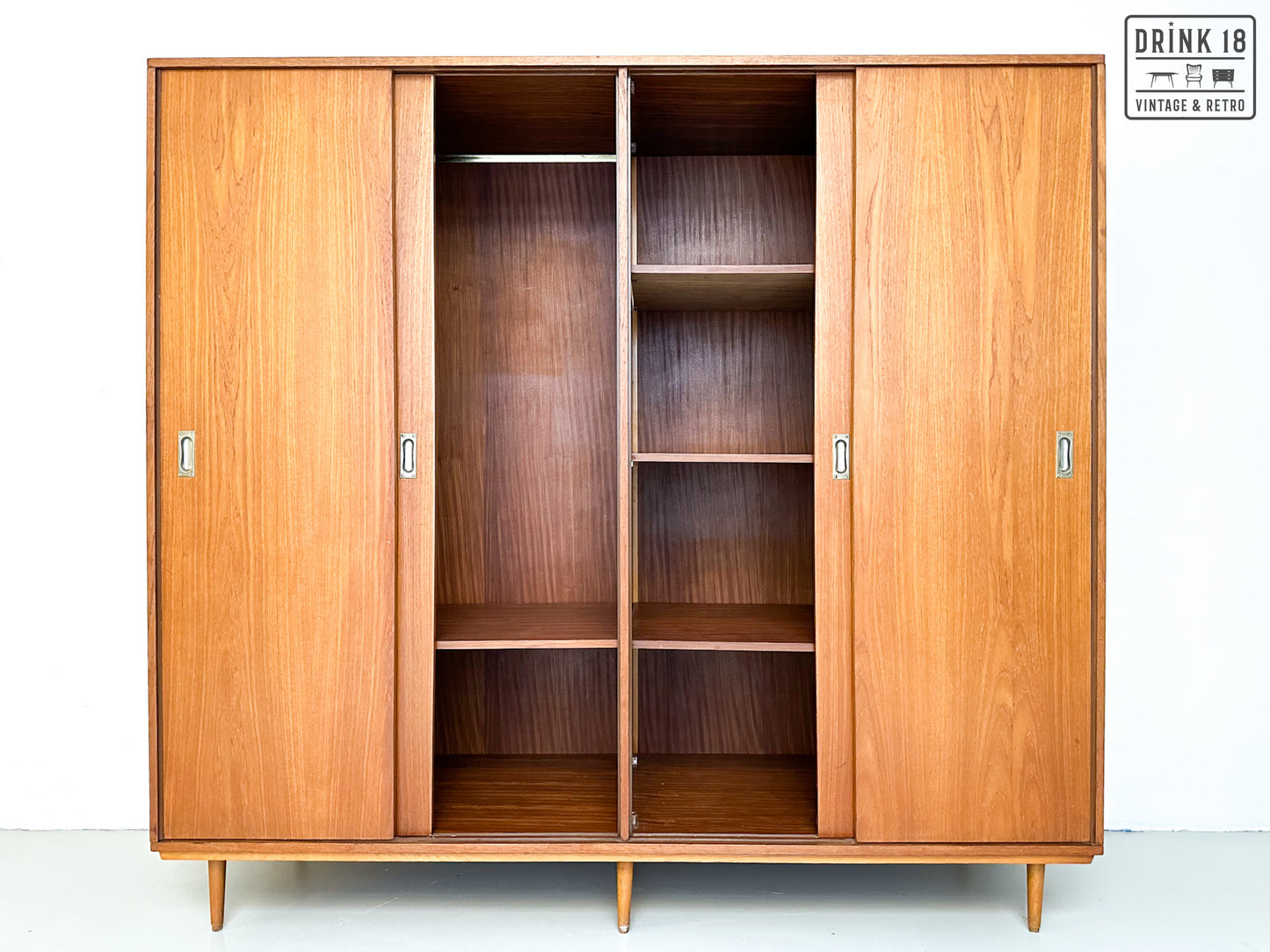 Vintage - Kleerkast met schuifdeuren XL