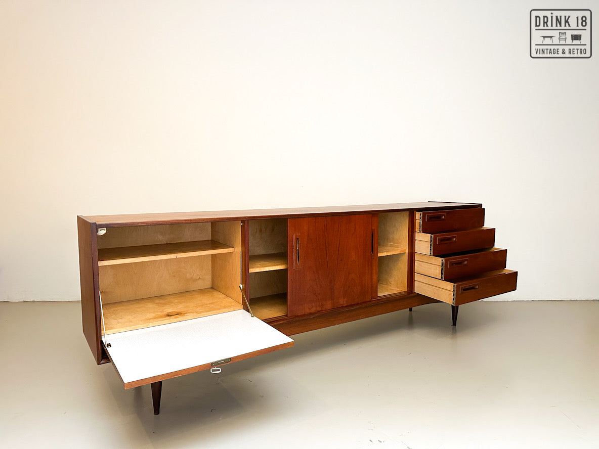 Sideboard - Louis Van Teeffelen