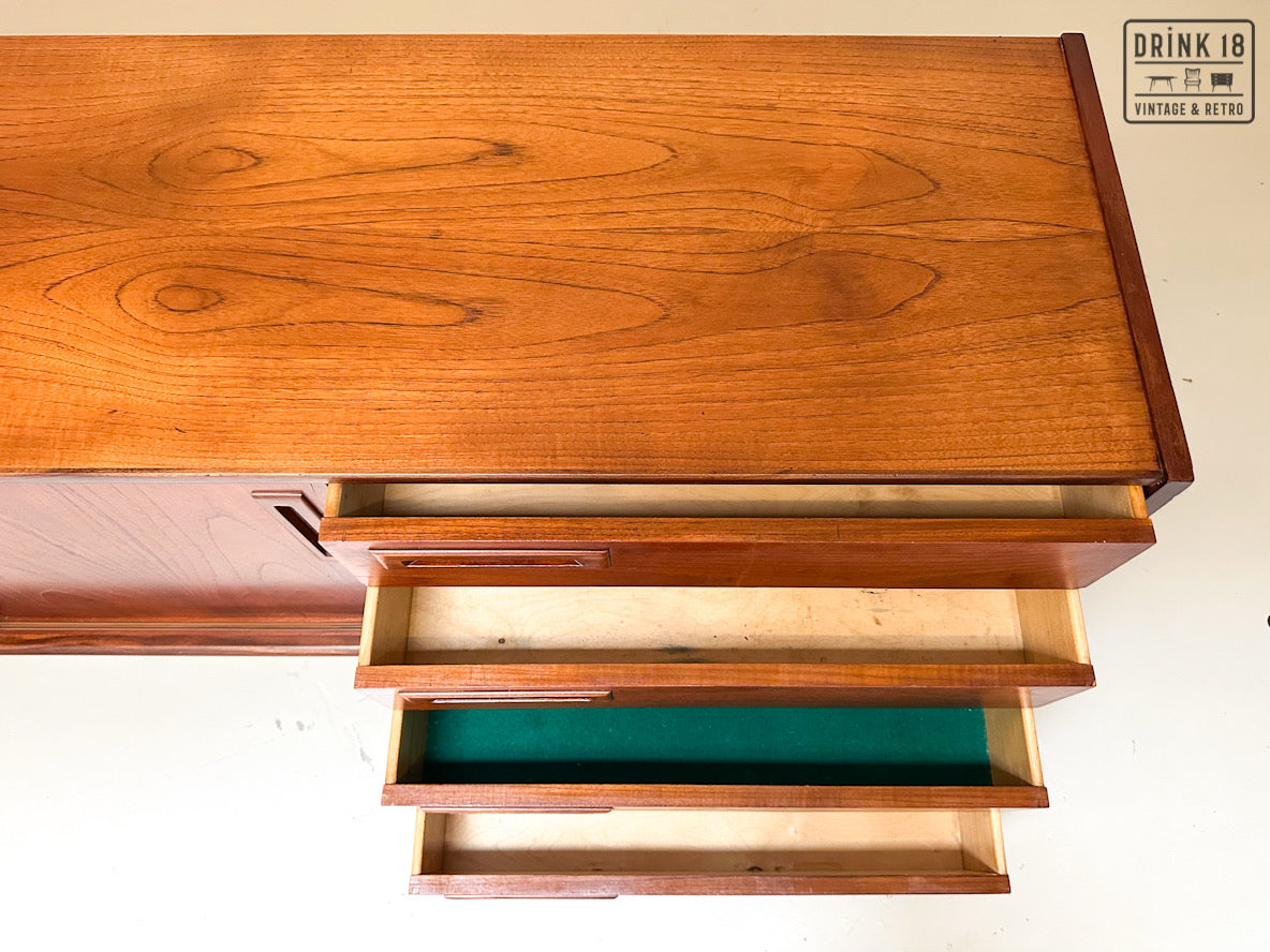 Sideboard - Louis Van Teeffelen