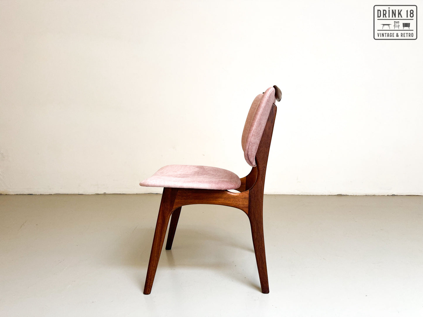 Vier vintage eetkamerstoelen - Louis van Teeffelen