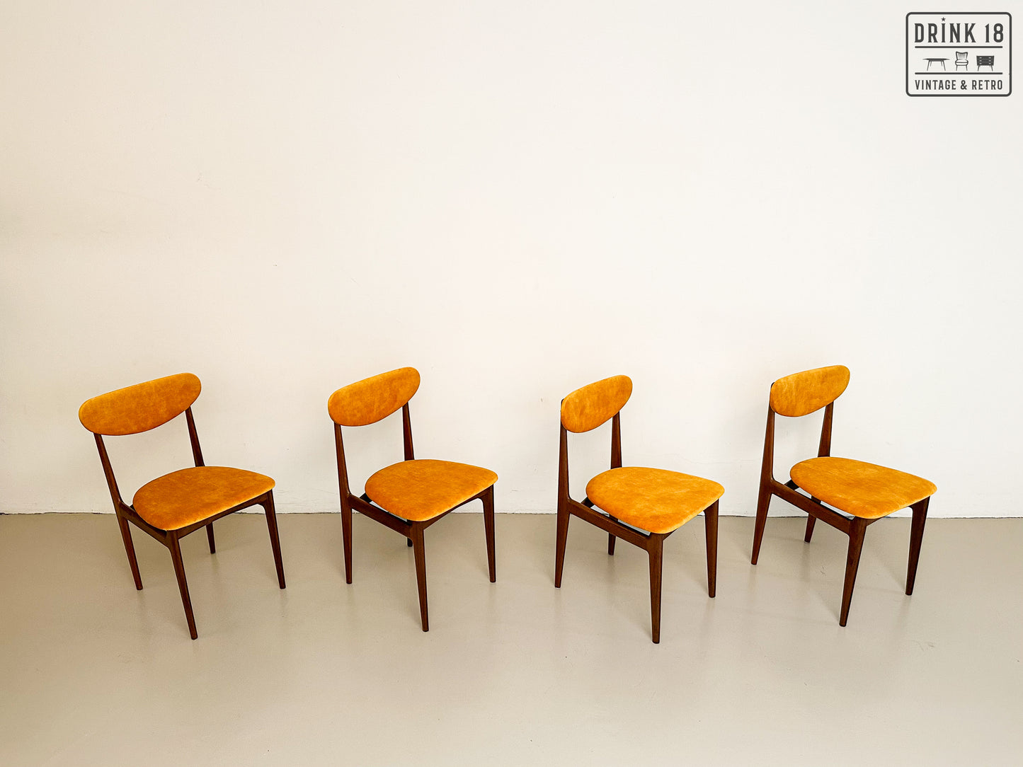 Vintage - Zes vintage eetkamerstoelen (Sun)