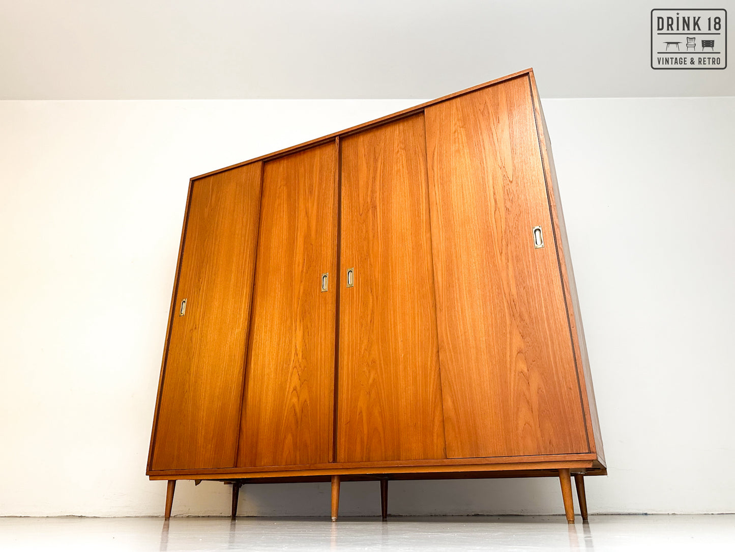 Vintage - Kleerkast met schuifdeuren XL
