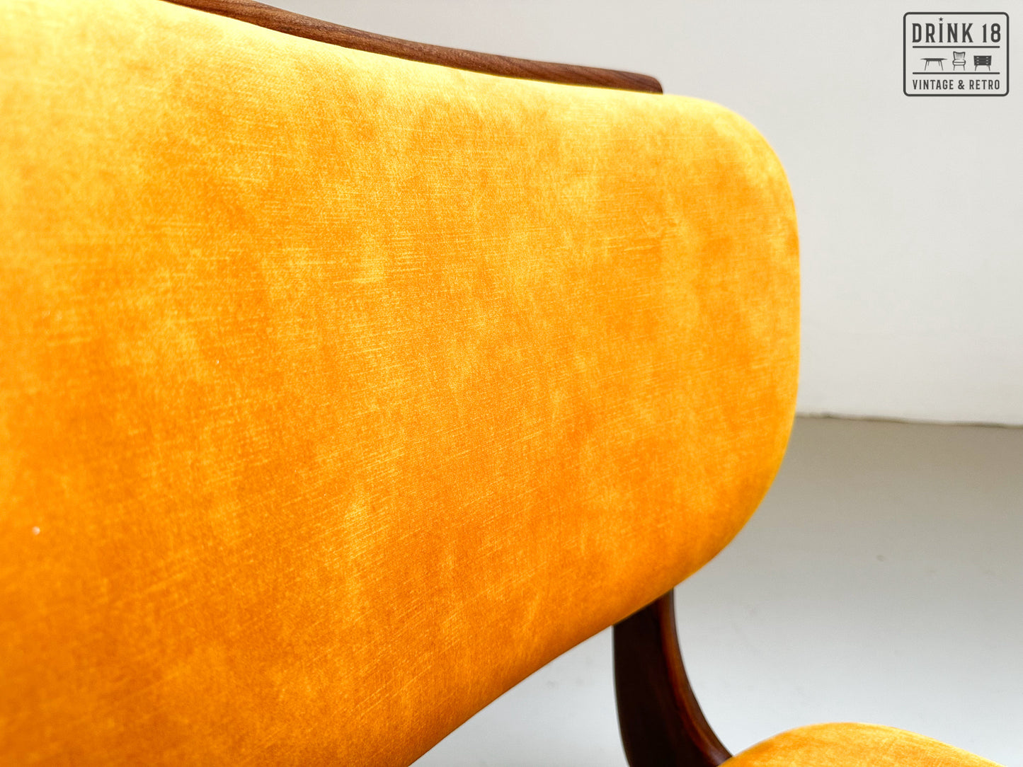 Vier vintage eetkamerstoelen (Sun) - Louis van Teeffelen