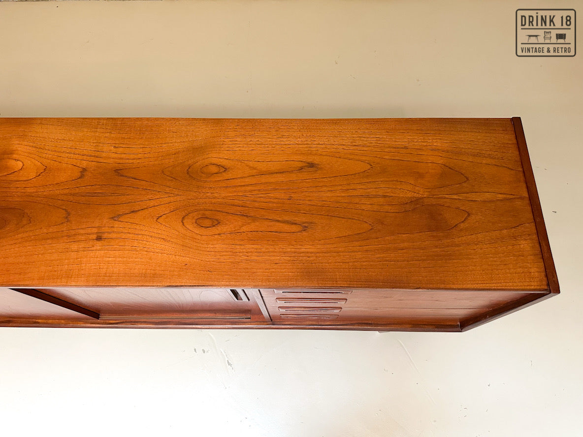 Sideboard - Louis Van Teeffelen