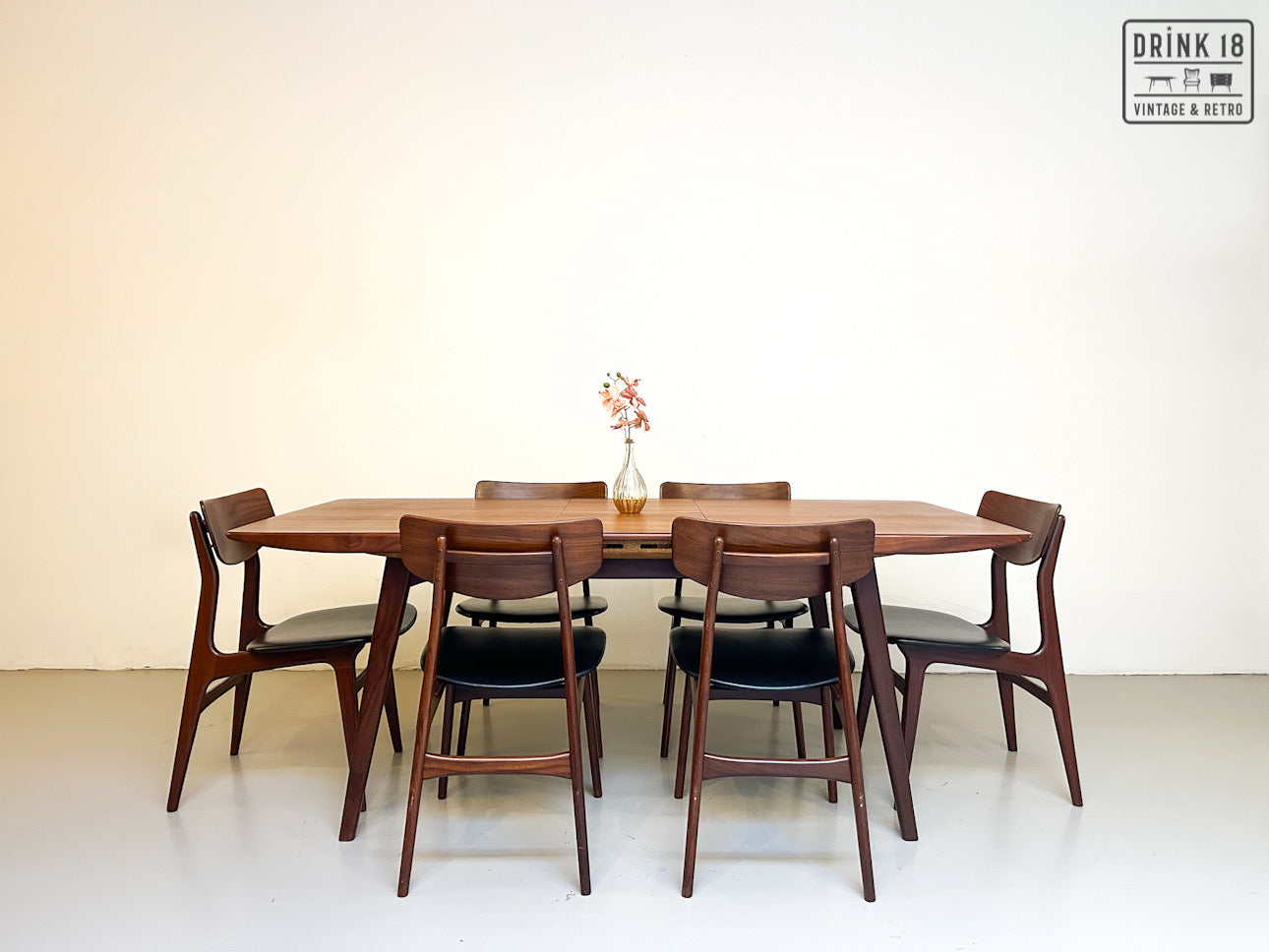 Verlengbare eettafel XL - Louis van Teeffelen