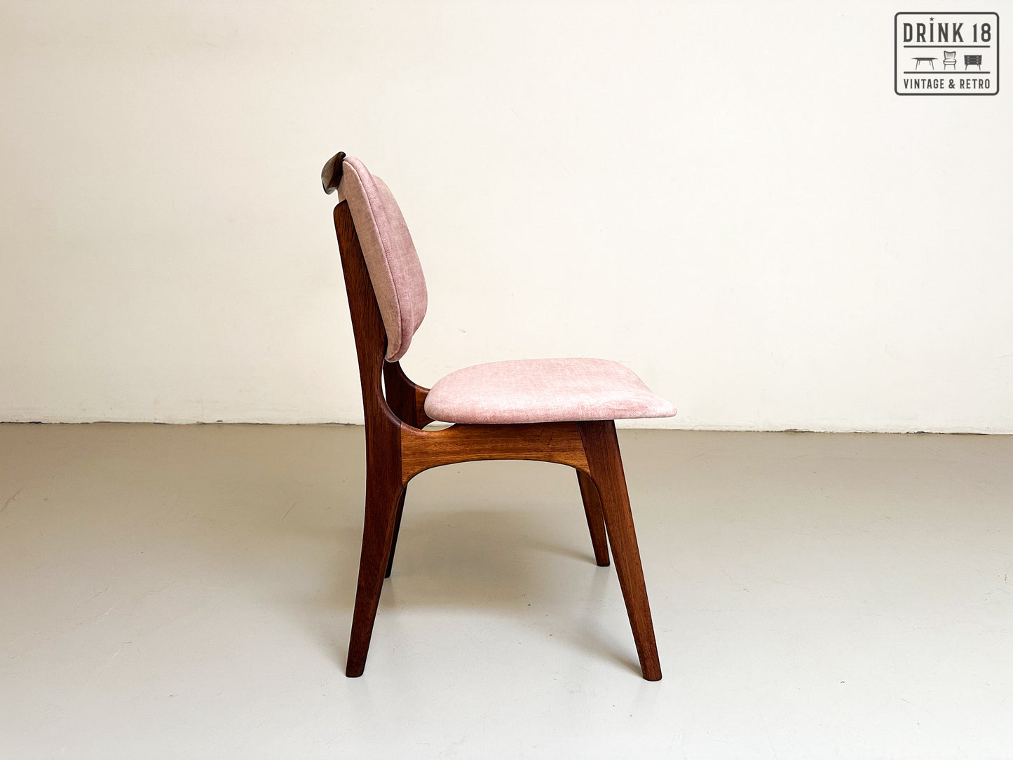Vier vintage eetkamerstoelen - Louis van Teeffelen