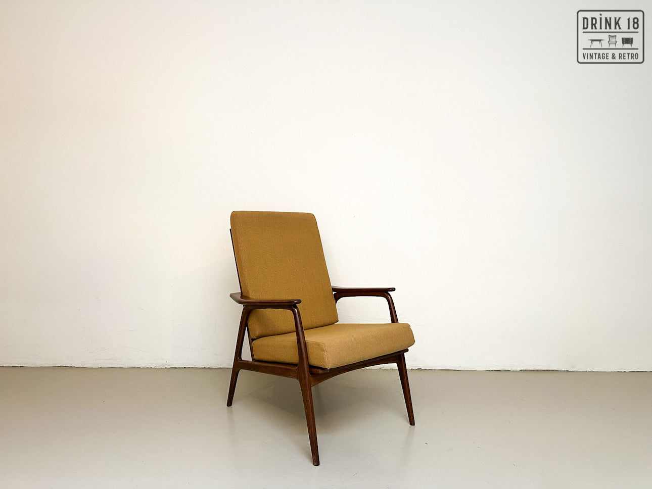 Easy Chair - Louis van Teeffelen