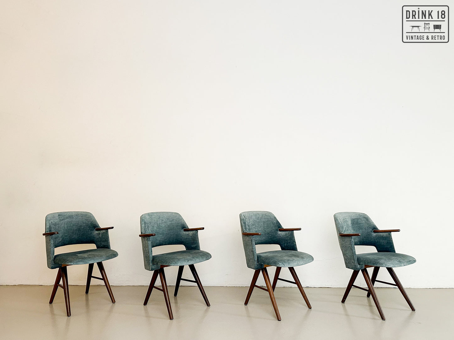 Vier FT30 eetkamerstoelen - Pastoe