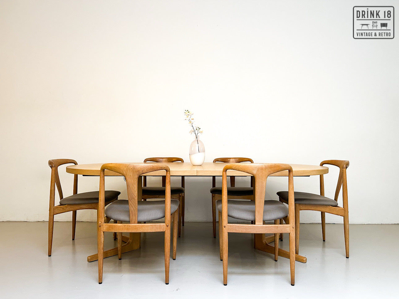 Veijle Møbelfabrik - Verlengbare ronde eettafel XL