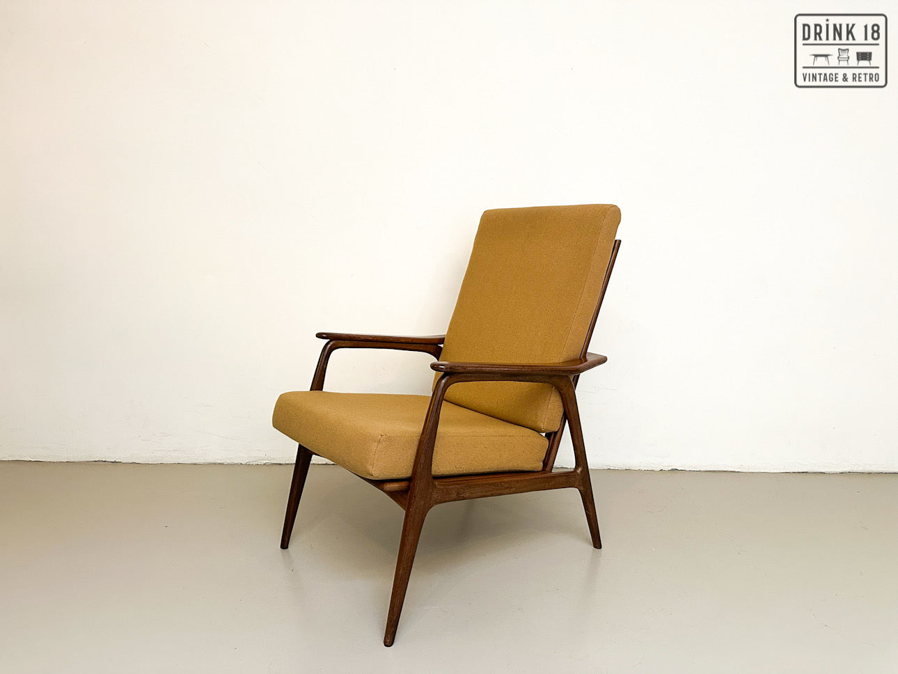 Easy Chair - Louis van Teeffelen