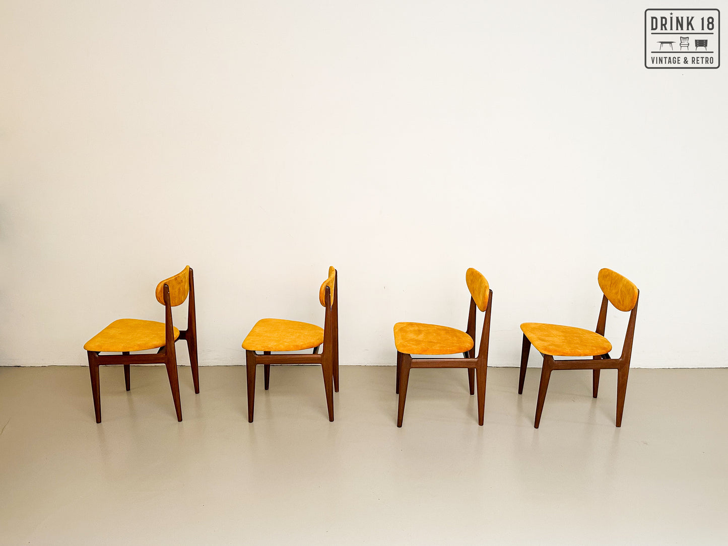 Vintage - Zes vintage eetkamerstoelen (Sun)