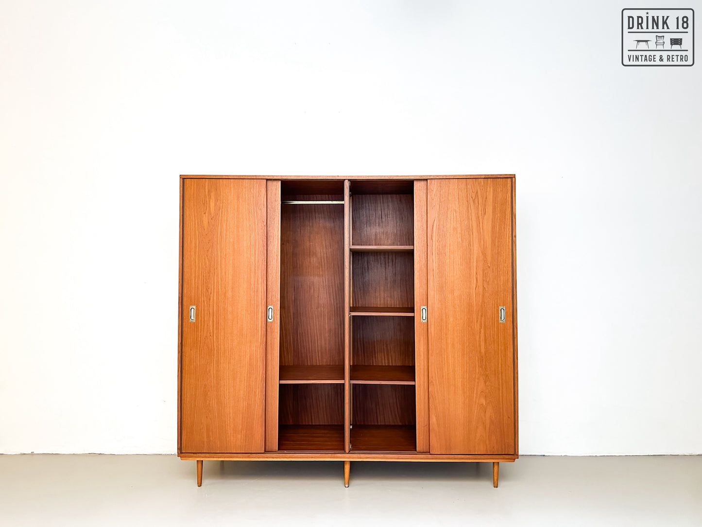 Vintage - Kleerkast met schuifdeuren XL