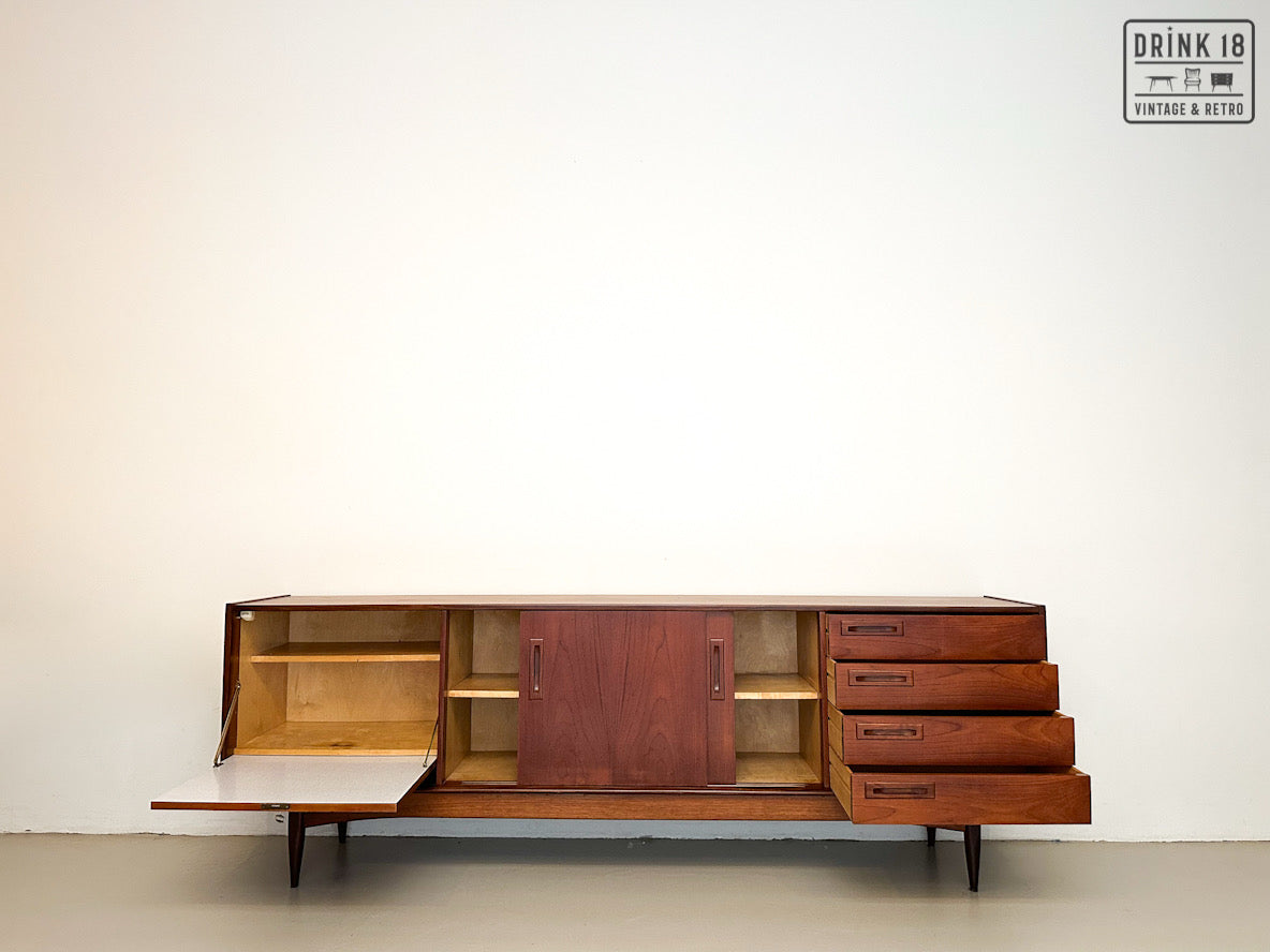 Sideboard - Louis Van Teeffelen