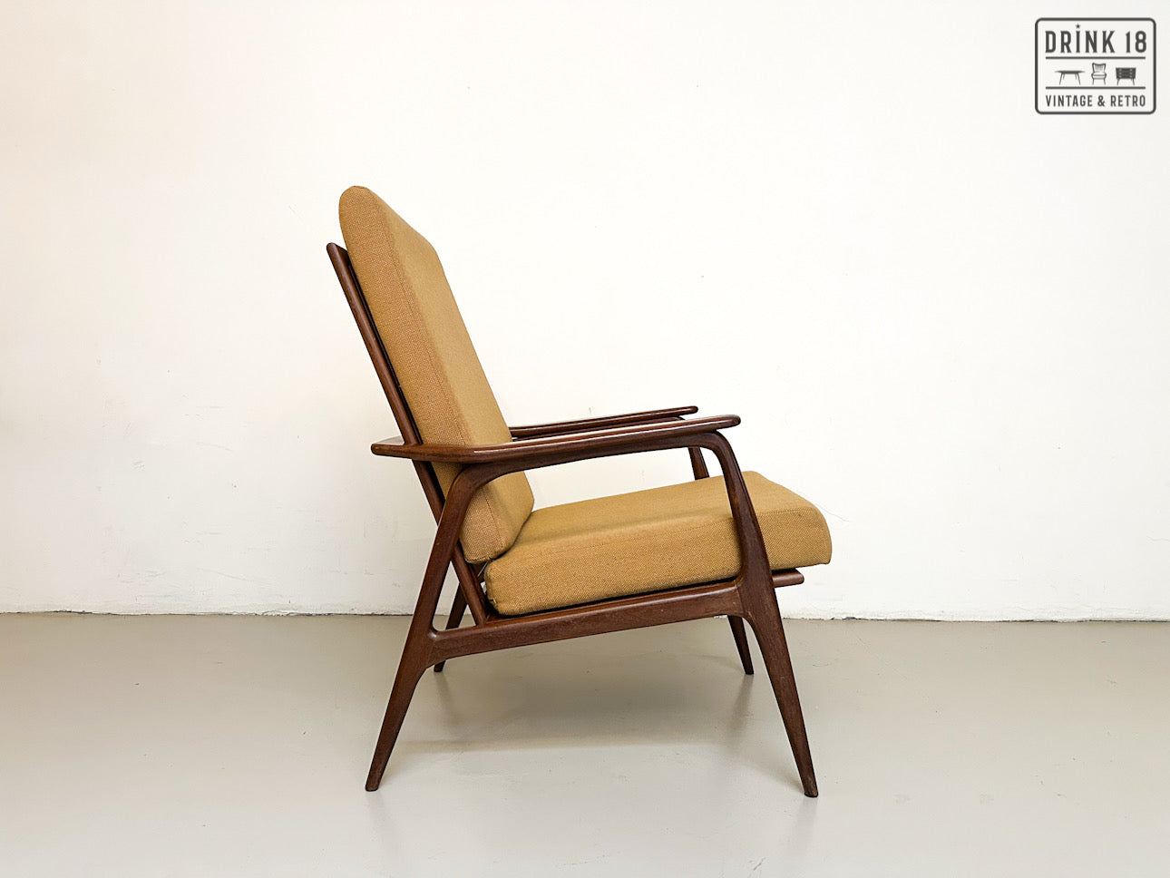 Easy Chair - Louis van Teeffelen