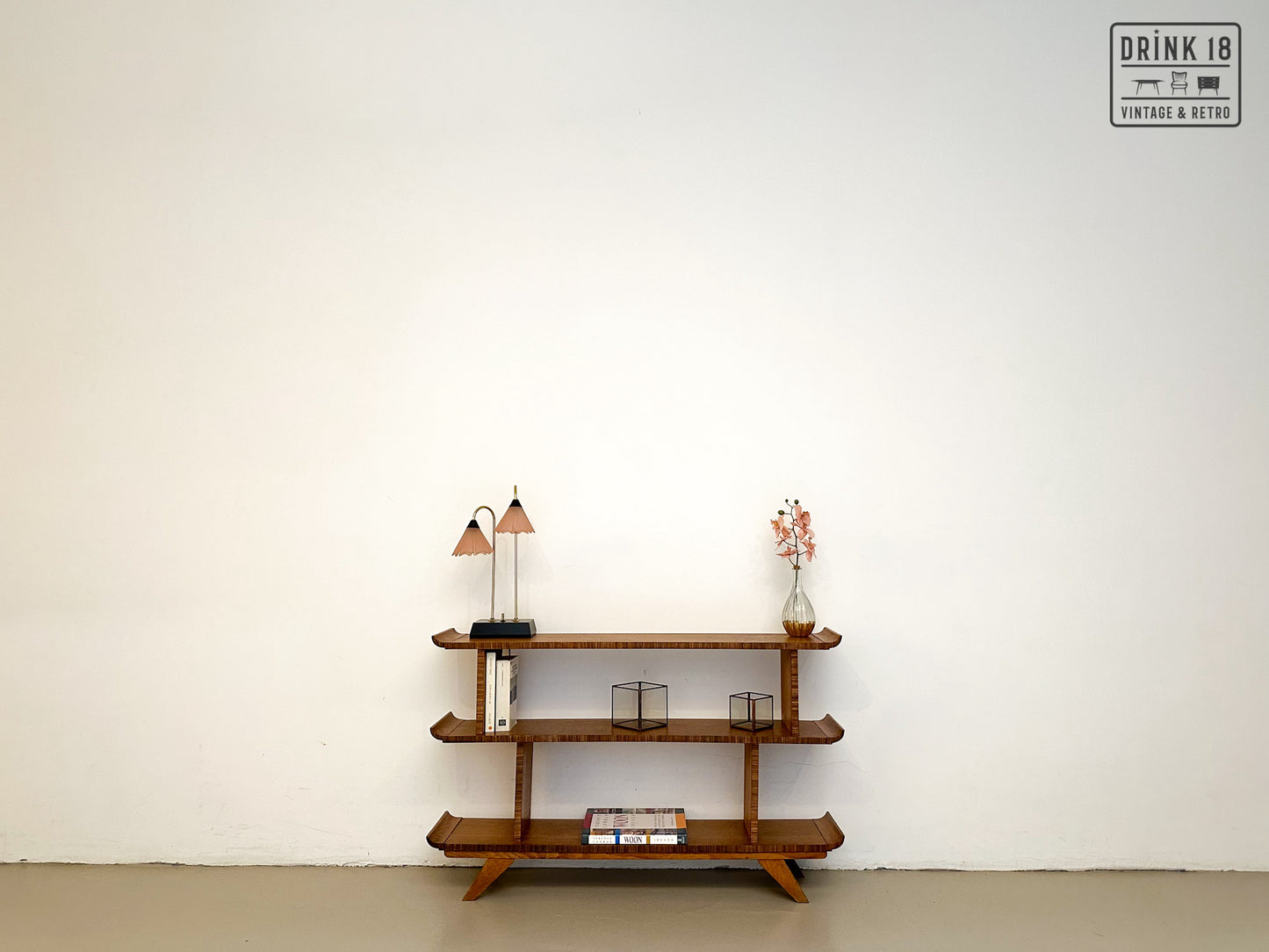 Vintage - Houten wandrekje