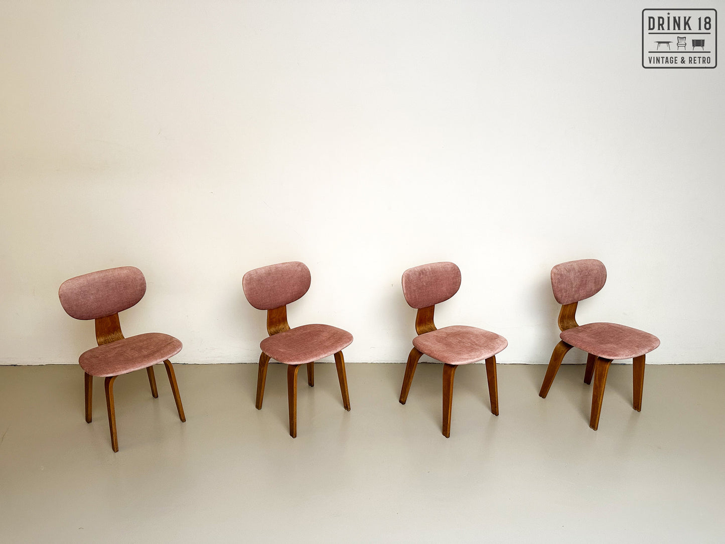 Vier SB02 Eetkamerstoelen - Pastoe