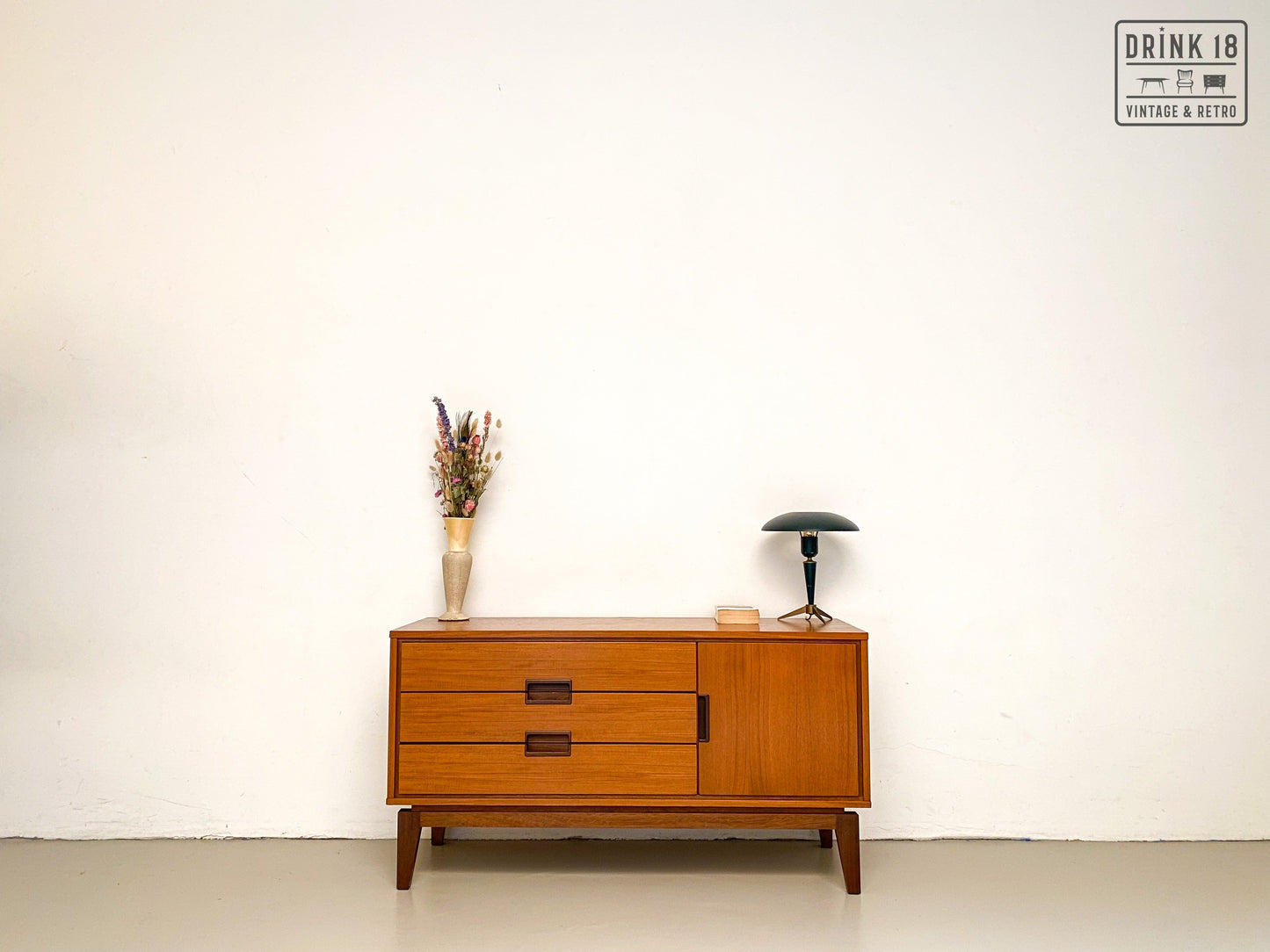 Vintage Design - TV Meubel/Wandkastje