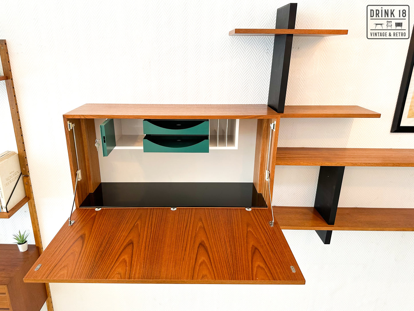 Vintage design - Wandsysteem met bureaublad