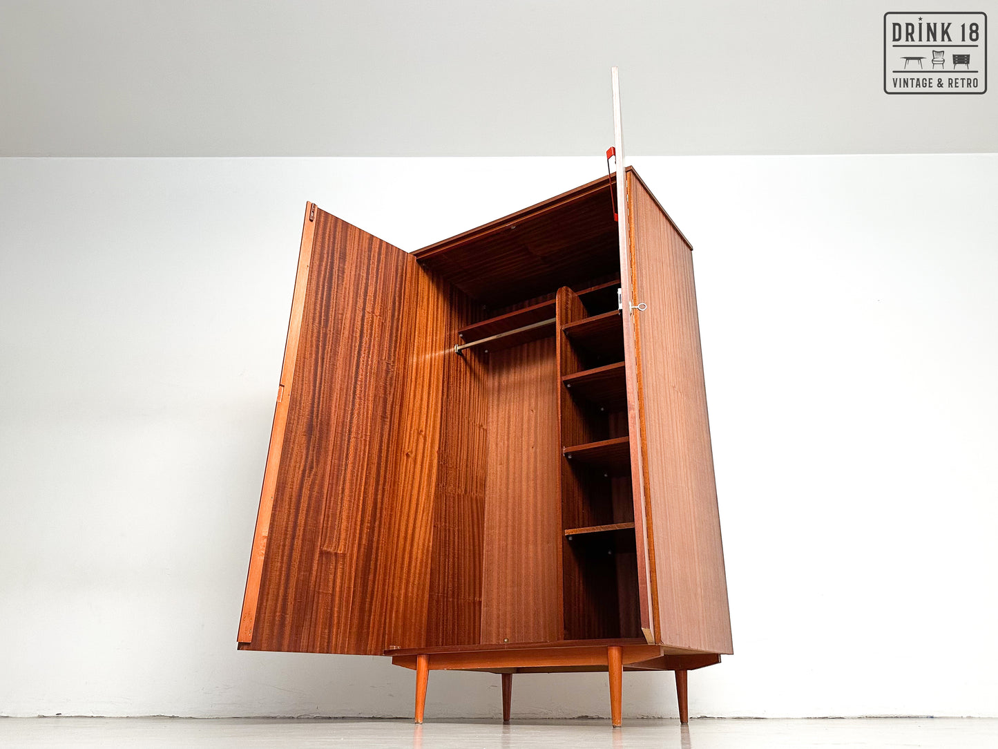 Vintage - Kleerkast Teak