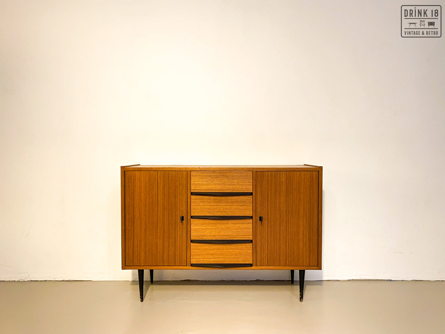 Vintage Design - TV Meubel/Wandkastje