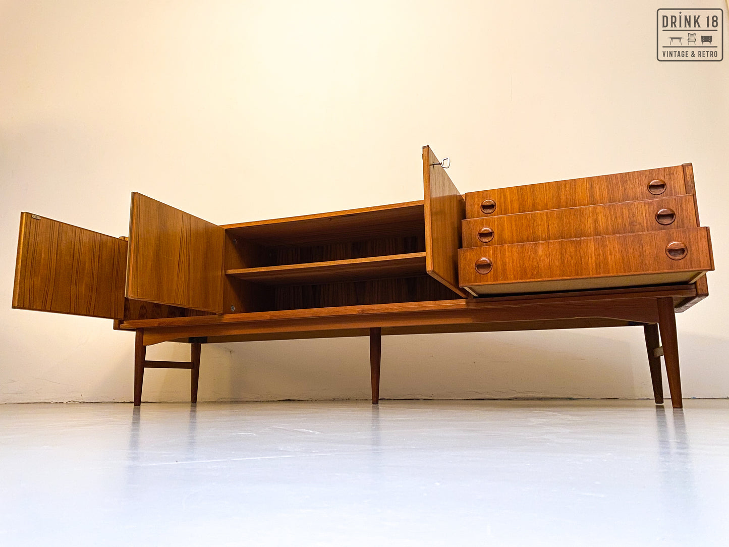 Vintage - Sideboard #7