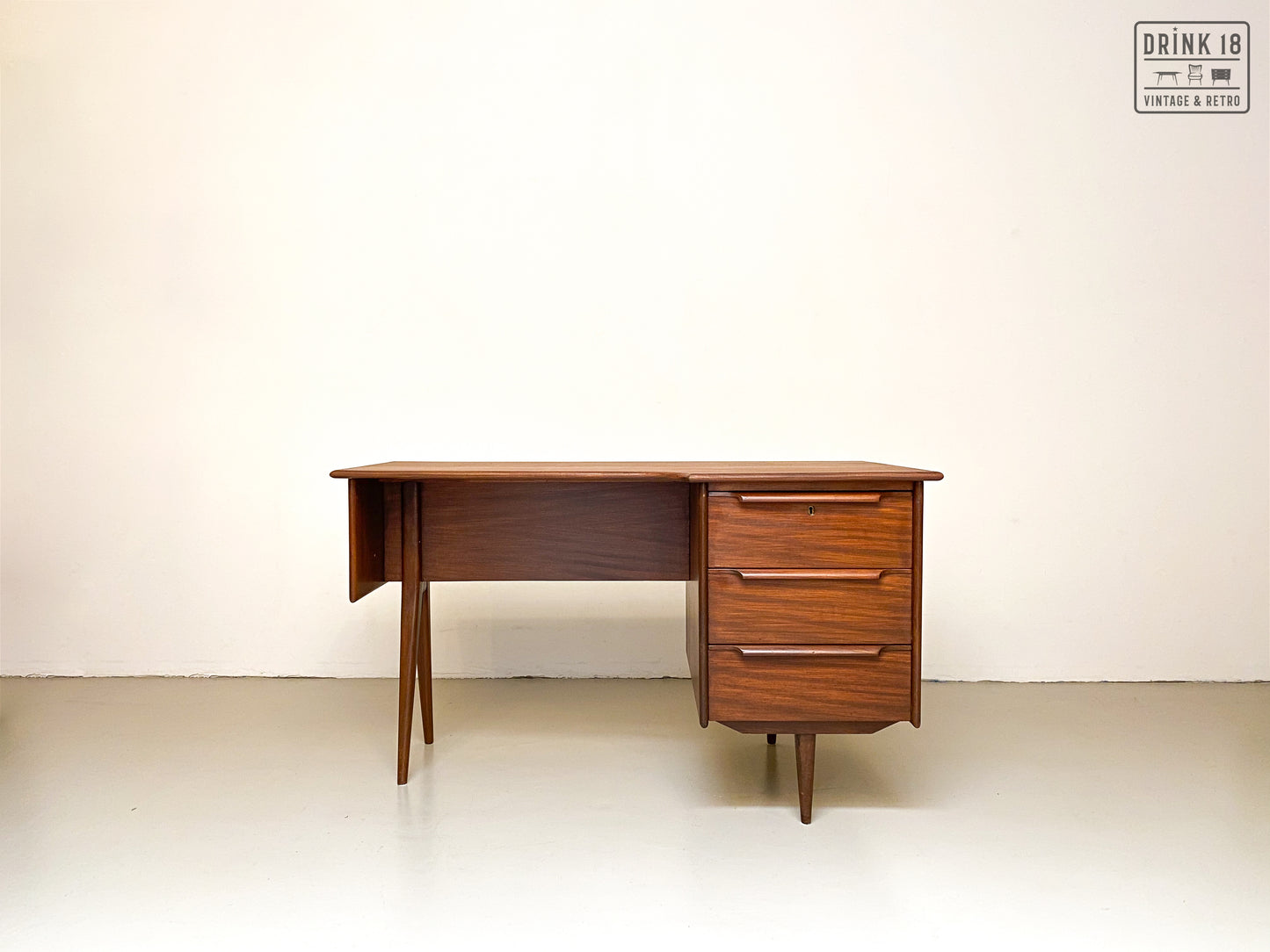 Vintage - Design bureau #1