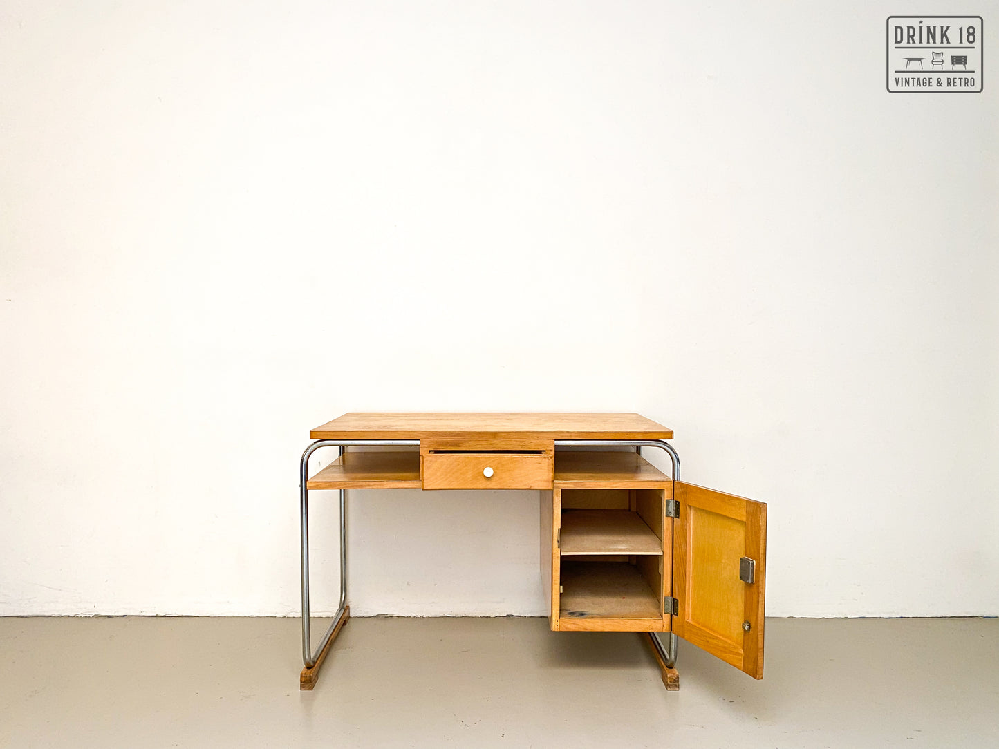 Vintage - Bauhaus stijl bureau #2