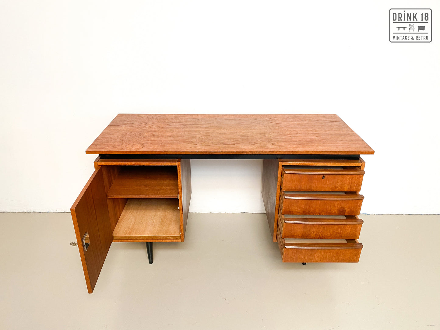 Bureau #11 - Pastoe