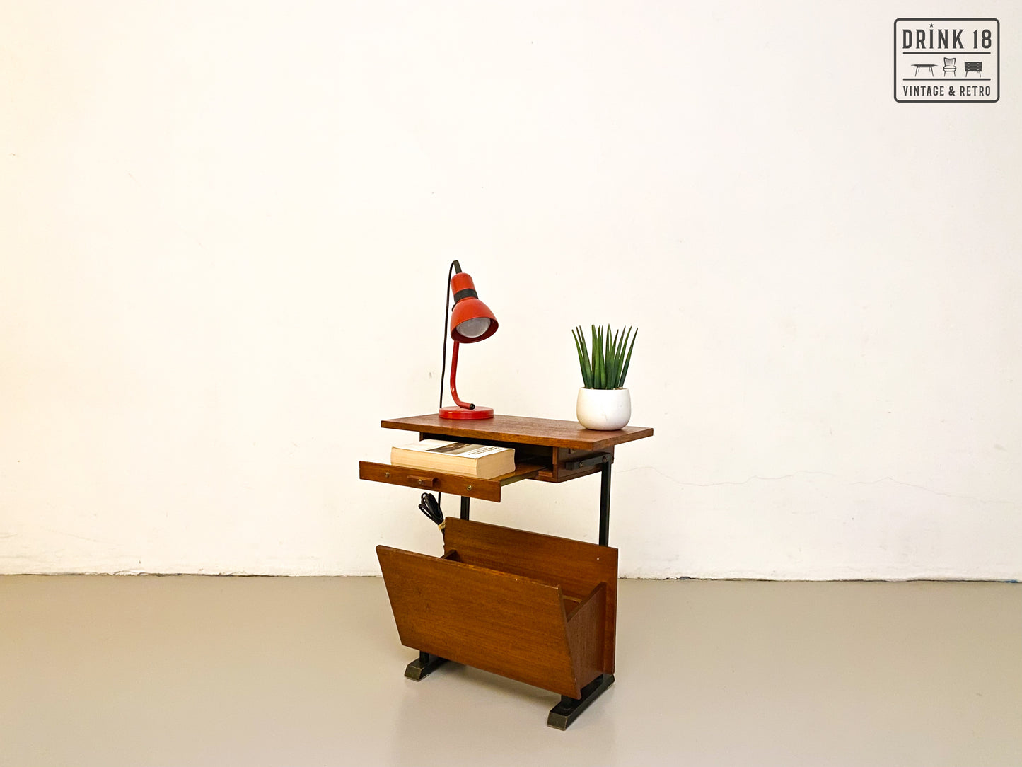 Vintage - Magazine bijzettafel