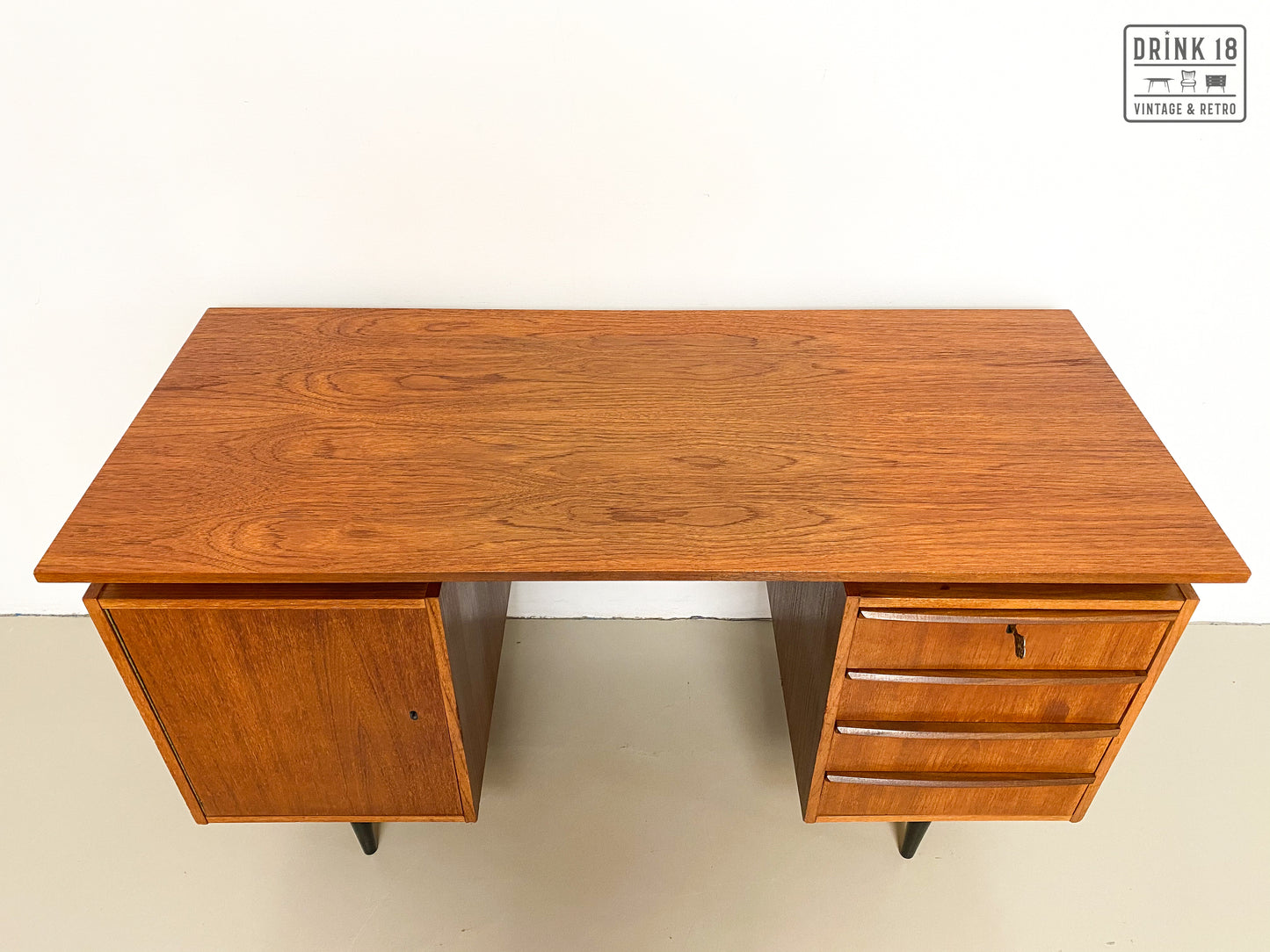Bureau #11 - Pastoe