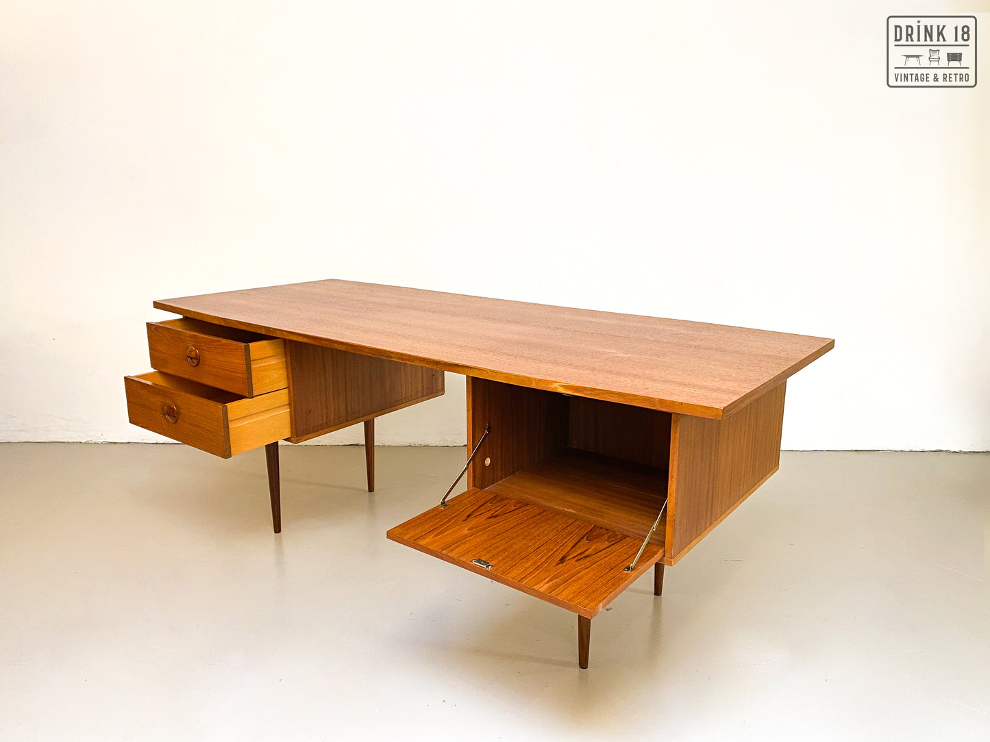 Vintage - Bureau #7