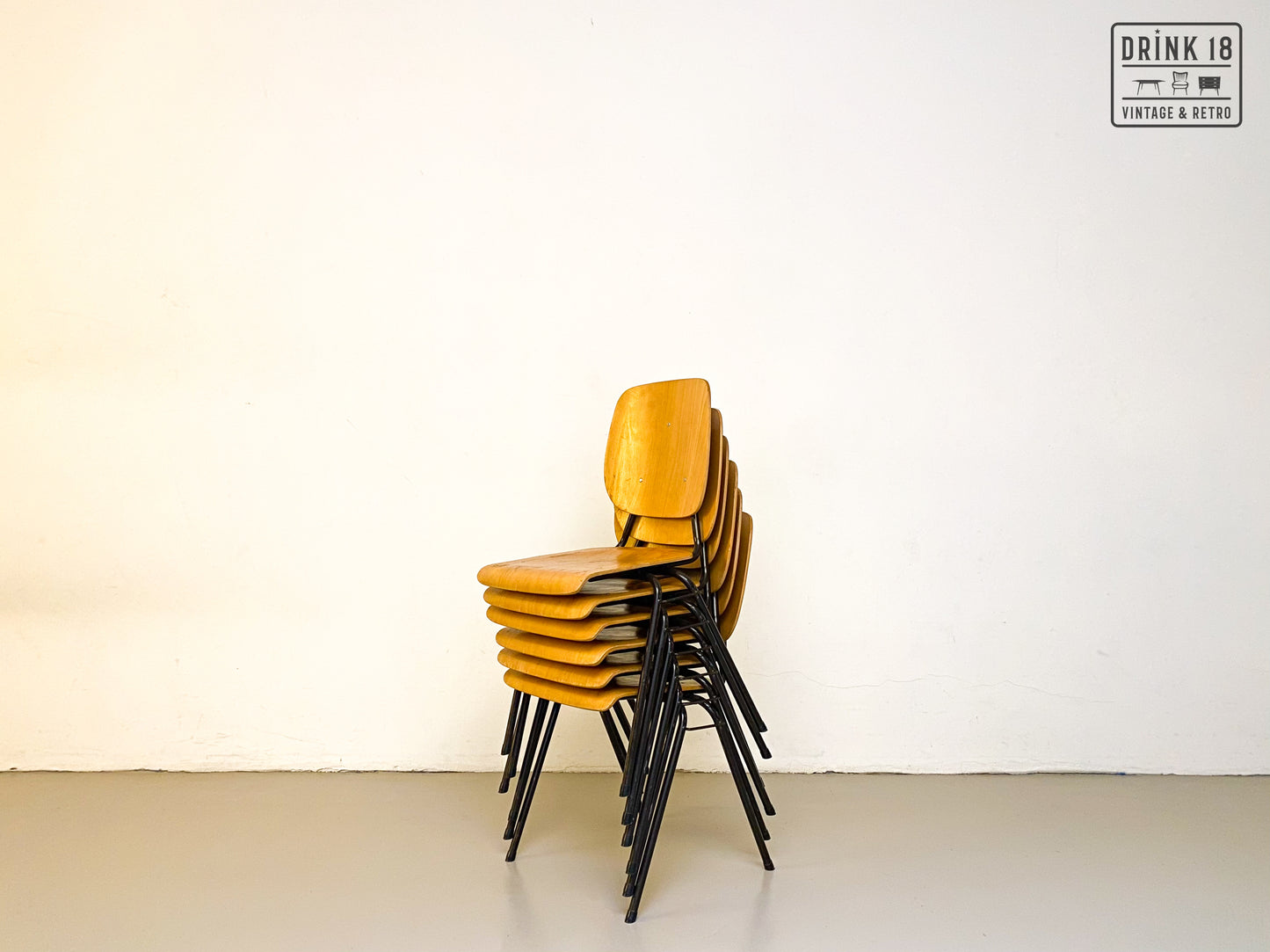 Set van zes stoelen - Riemersma Meubelen