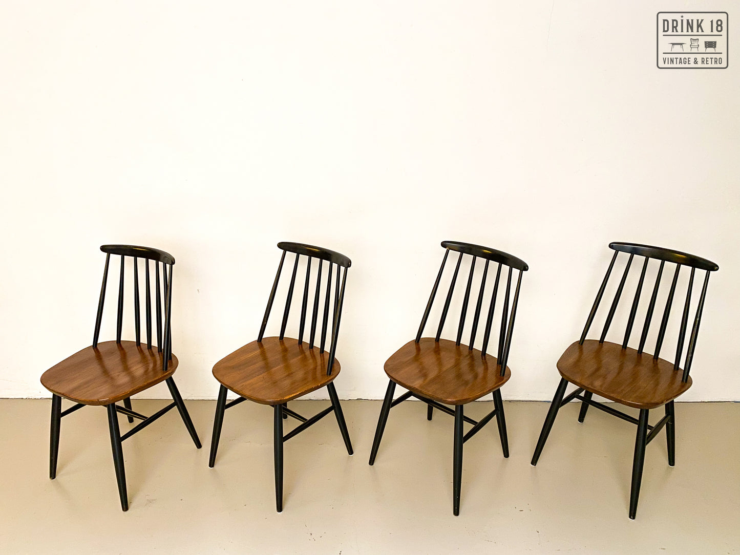 Vier Spijlenstoelen - Edsby Verken voor Pastoe