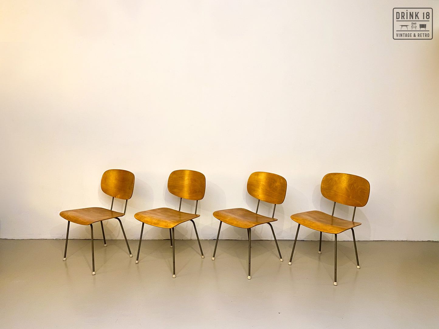 Set van vier Eetkamerstoelen - Gispen 116