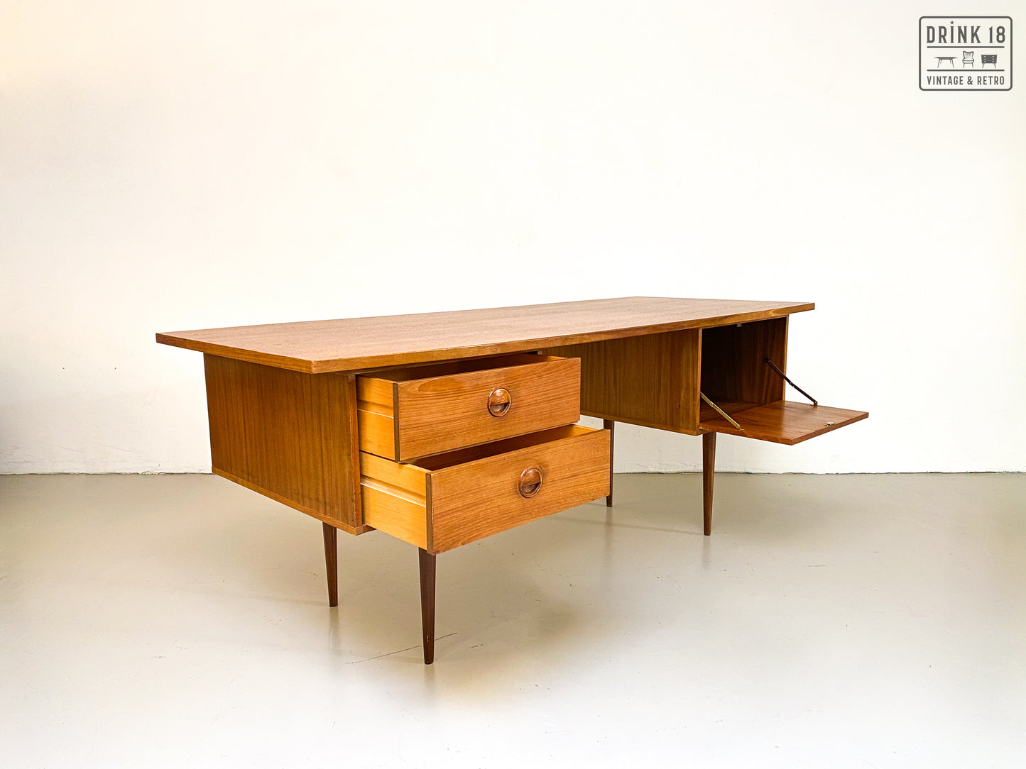 Vintage - Bureau #7