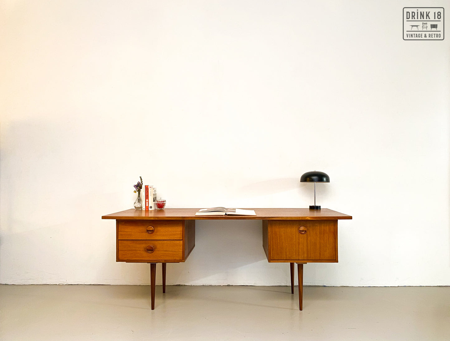 Vintage - Bureau #7