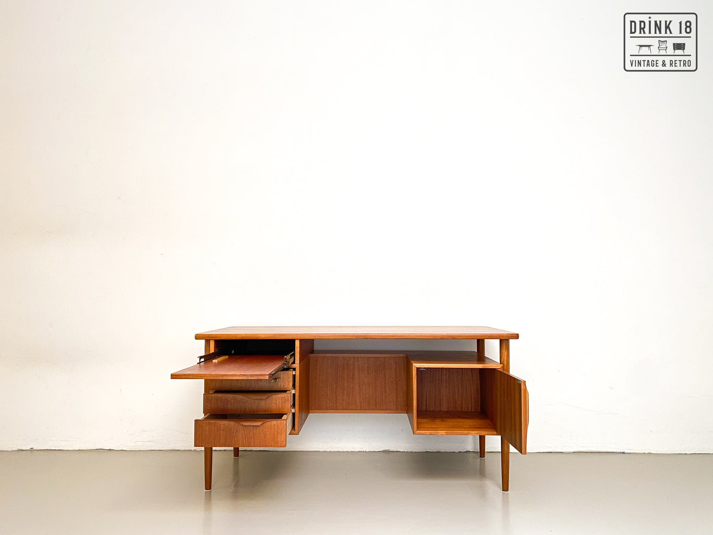Vintage Bureau - Arne Vodder voor Bornholm