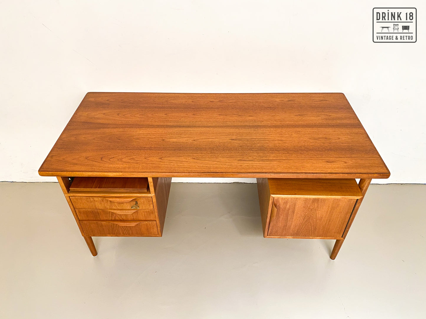 Vintage Bureau - Arne Vodder voor Bornholm