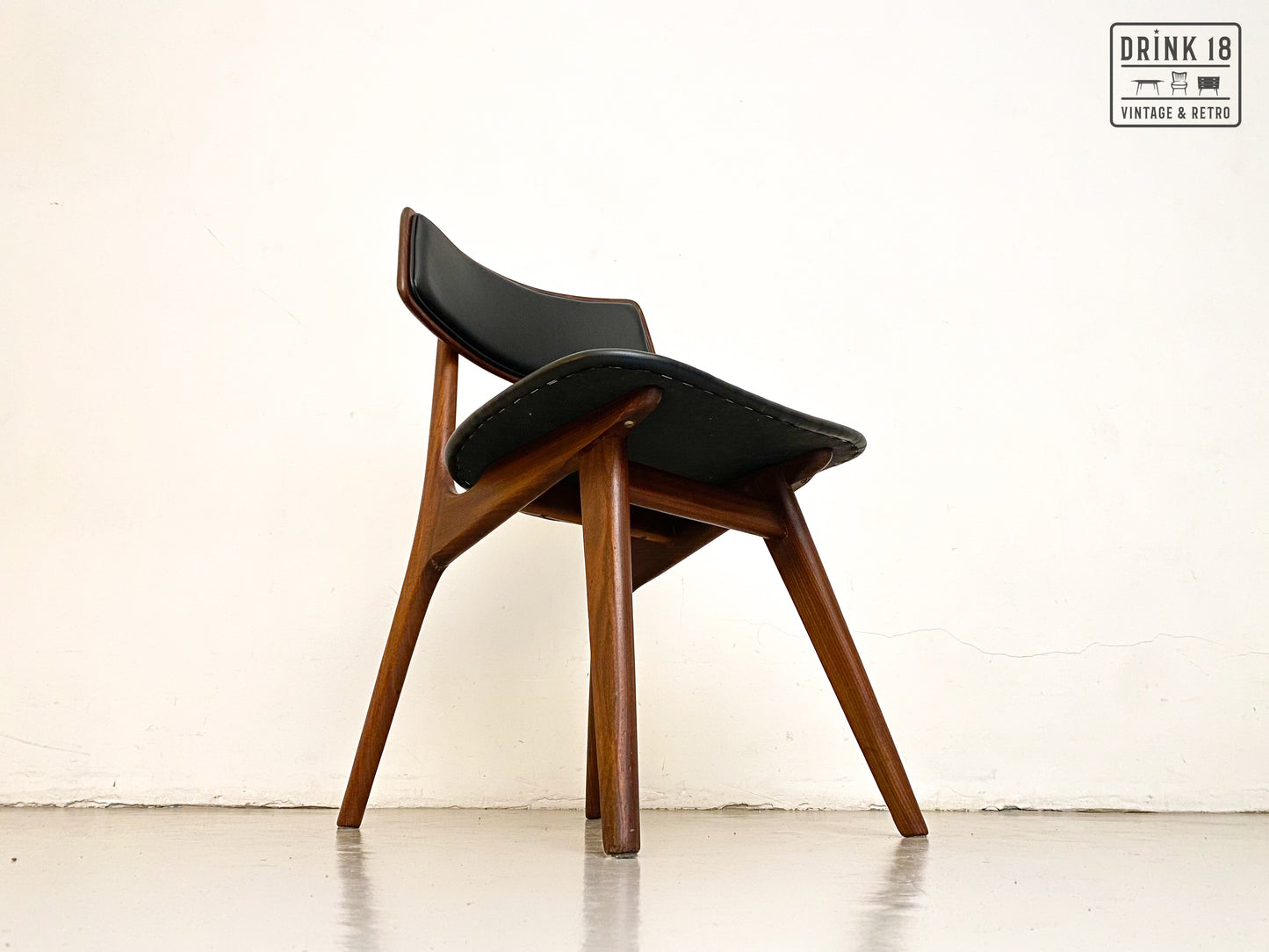 Vier Stravanger stoelen - Louis van Teeffelen
