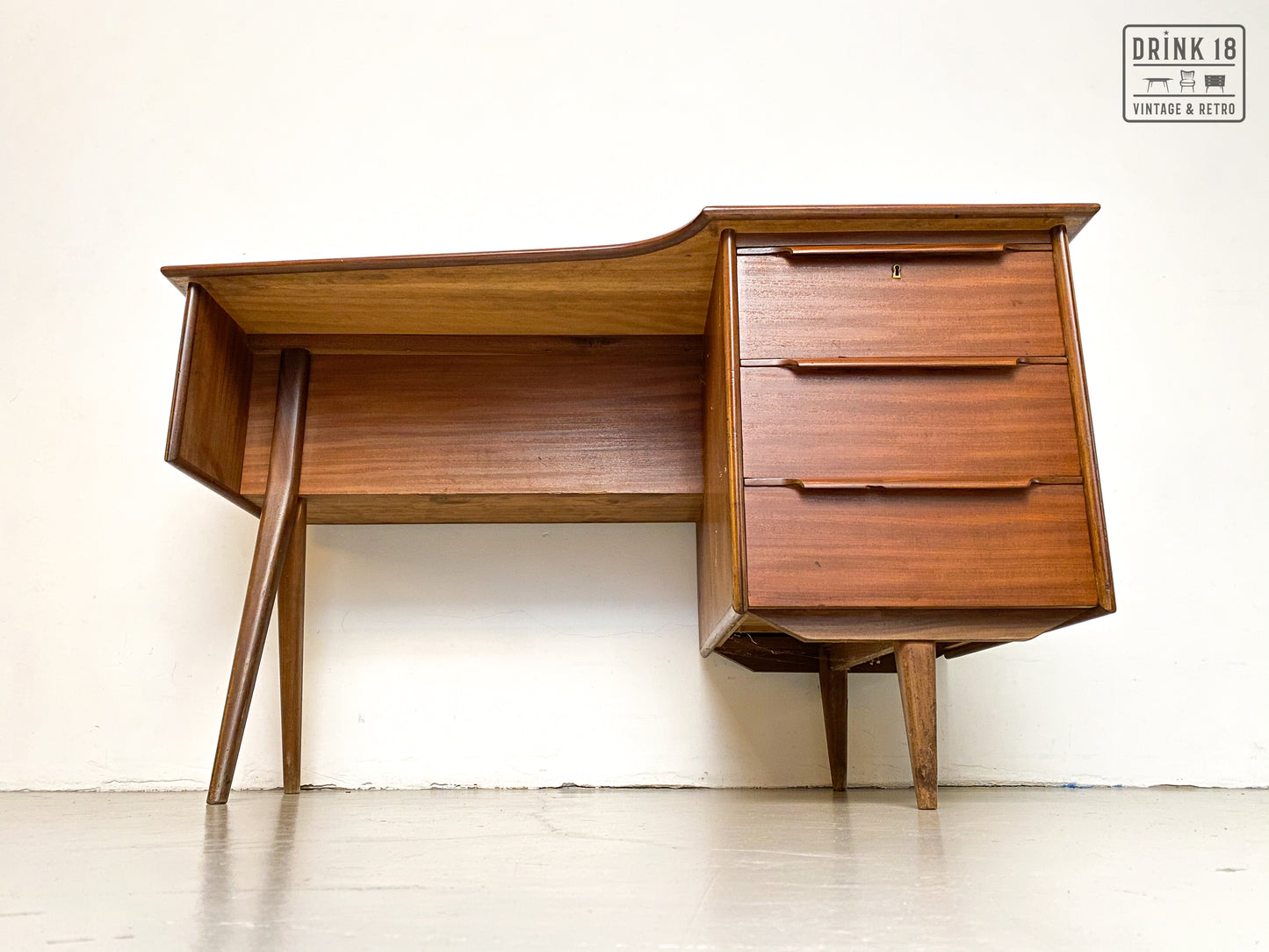 Vintage - Design bureau #1