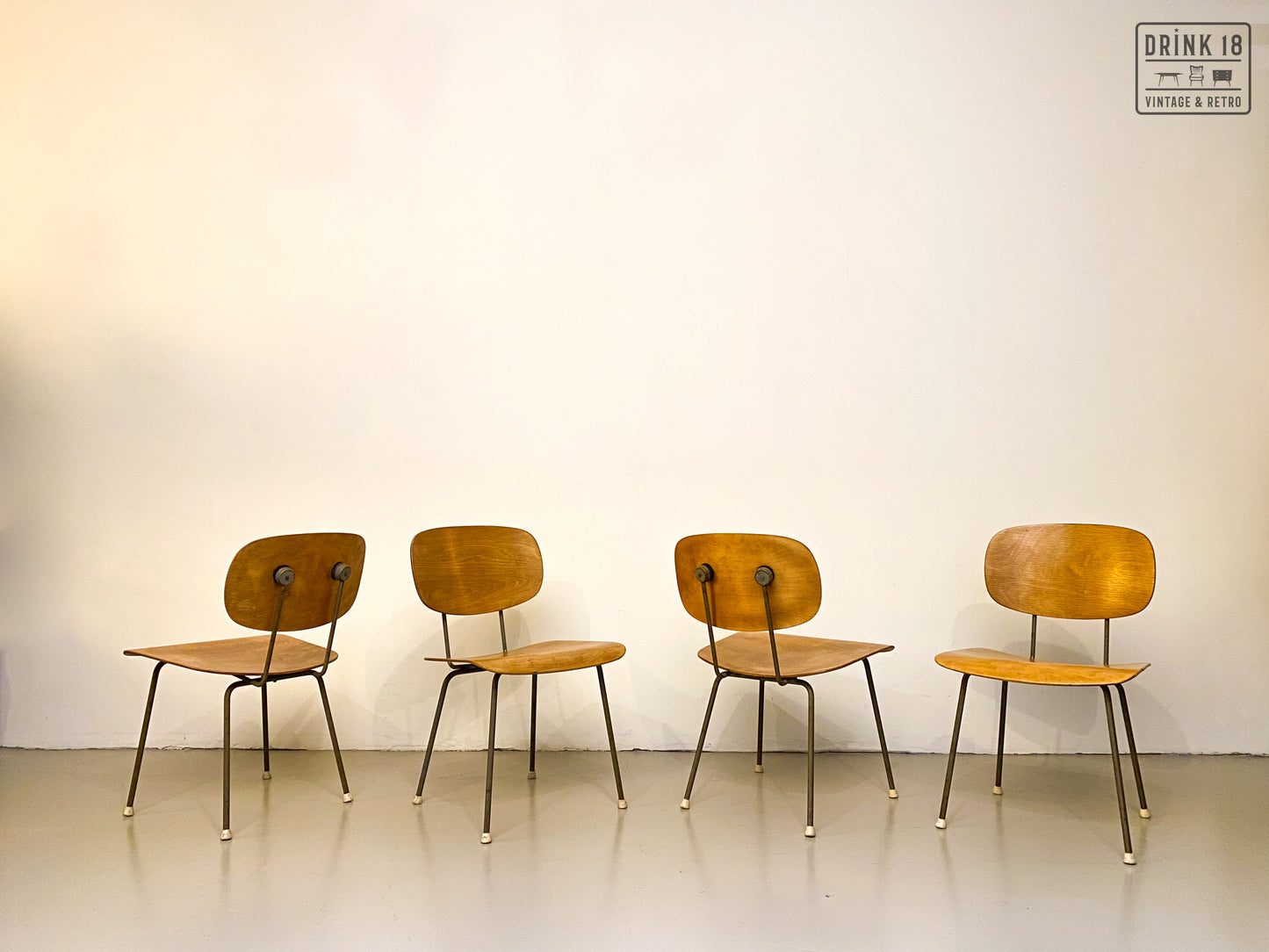 Set van vier Eetkamerstoelen - Gispen 116