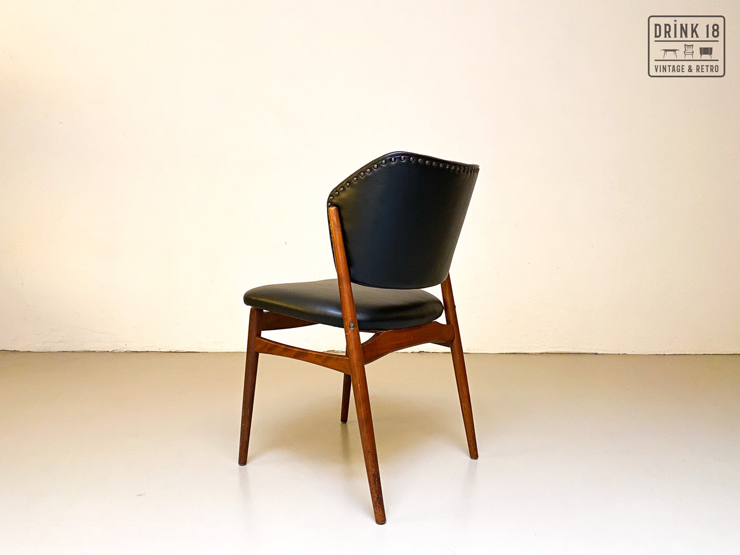 Zes eetkamerstoelen (Zwarte skai) - Spahn Stadtlohn