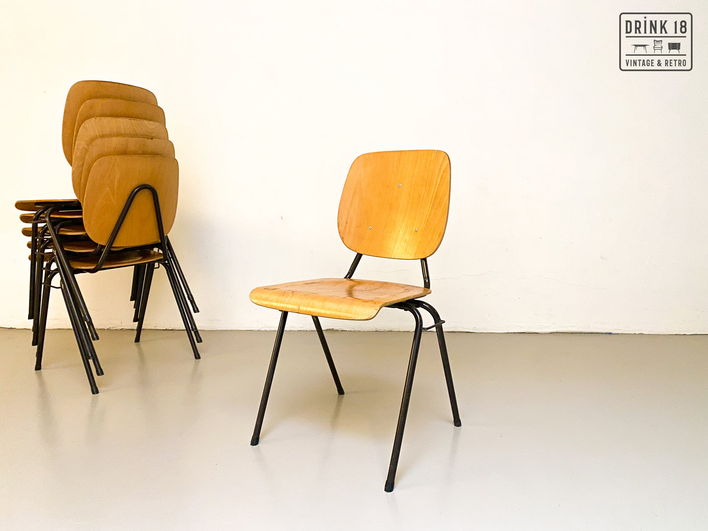 Set van zes stoelen - Riemersma Meubelen