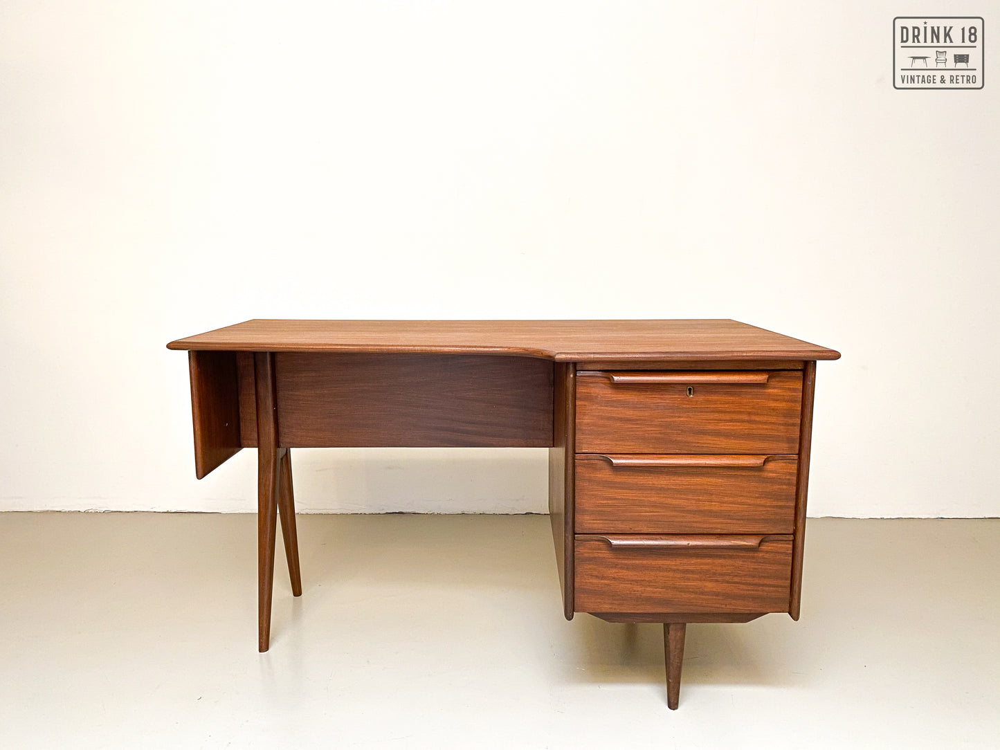 Vintage - Design bureau #1