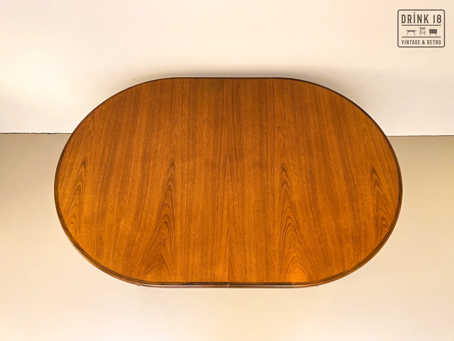 Verlengbare ovale eettafel - G-plan