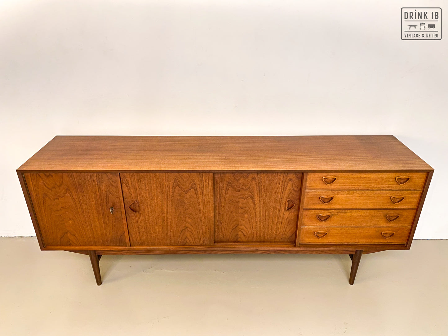 Vintage - Deense Sideboard