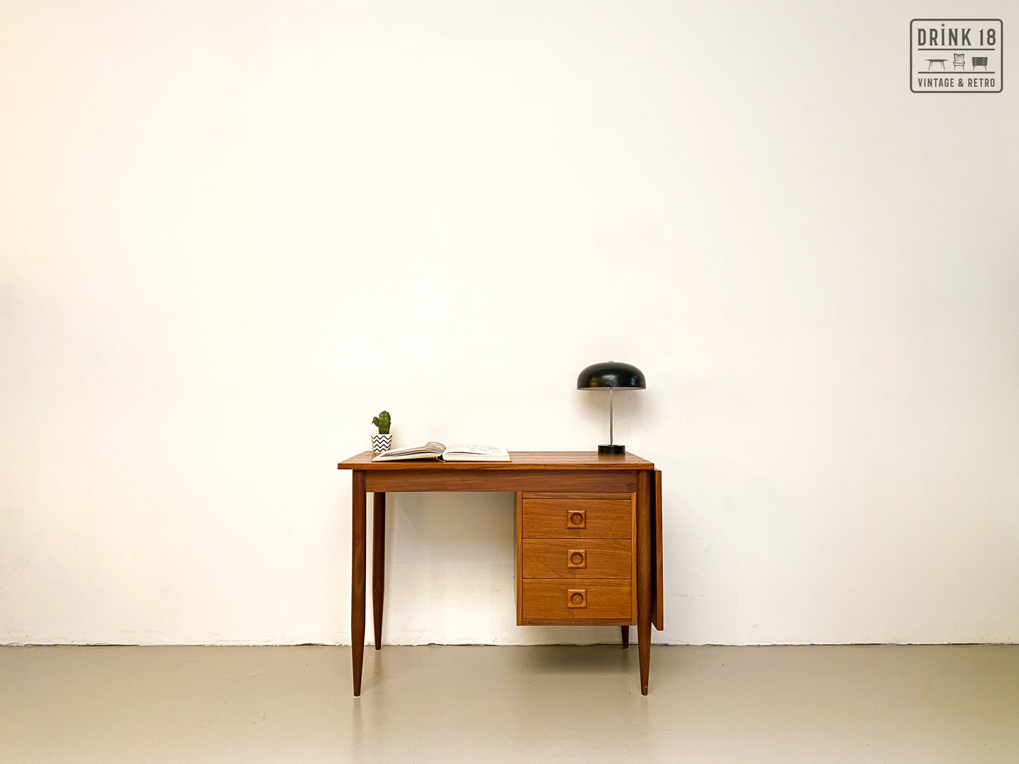 Drop-leaf bureau - Arne Vodder