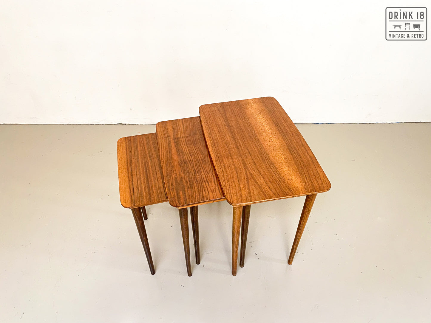 Vintage - Nesting tafeltjes